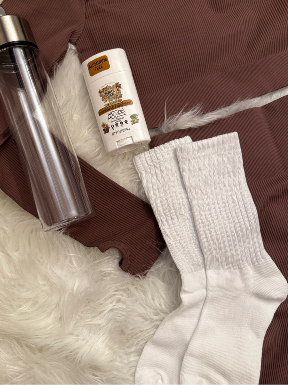 Travel Comfort Bundle Taupe Brown Neutral Set NWT Pillow Bag Skincare Essentials - Picture 4 of 10